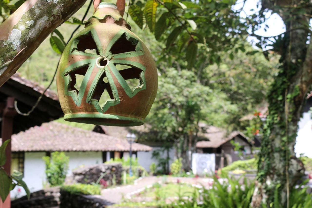 Hosteria El Trapiche Lodge & Spa Banos  Exterior photo